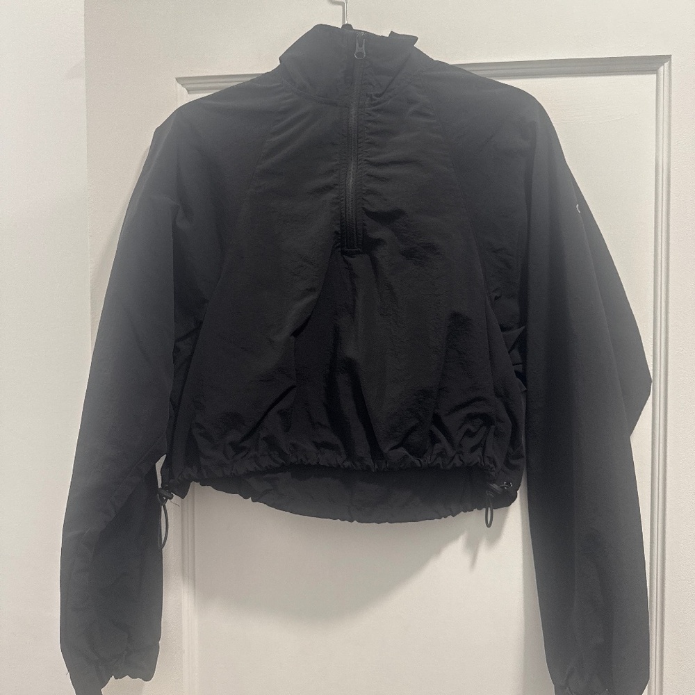 Alo Yoga Cropped 1/4 Zip Alumni Pullover